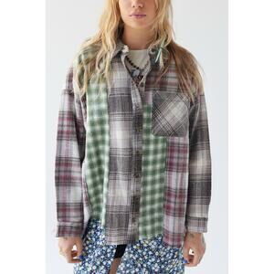 New BDG Robbie Spliced Flannel Button-Down Shirt in Multicolor Women's Size M